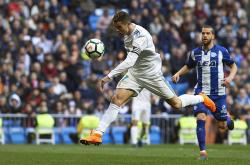 华体会官网-球员因伤缺阵队友弥补斗志高昂