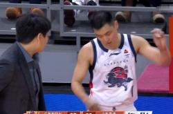 HuaTiHui-包含天津队力克热火，高诗岩刷新纪录的词条