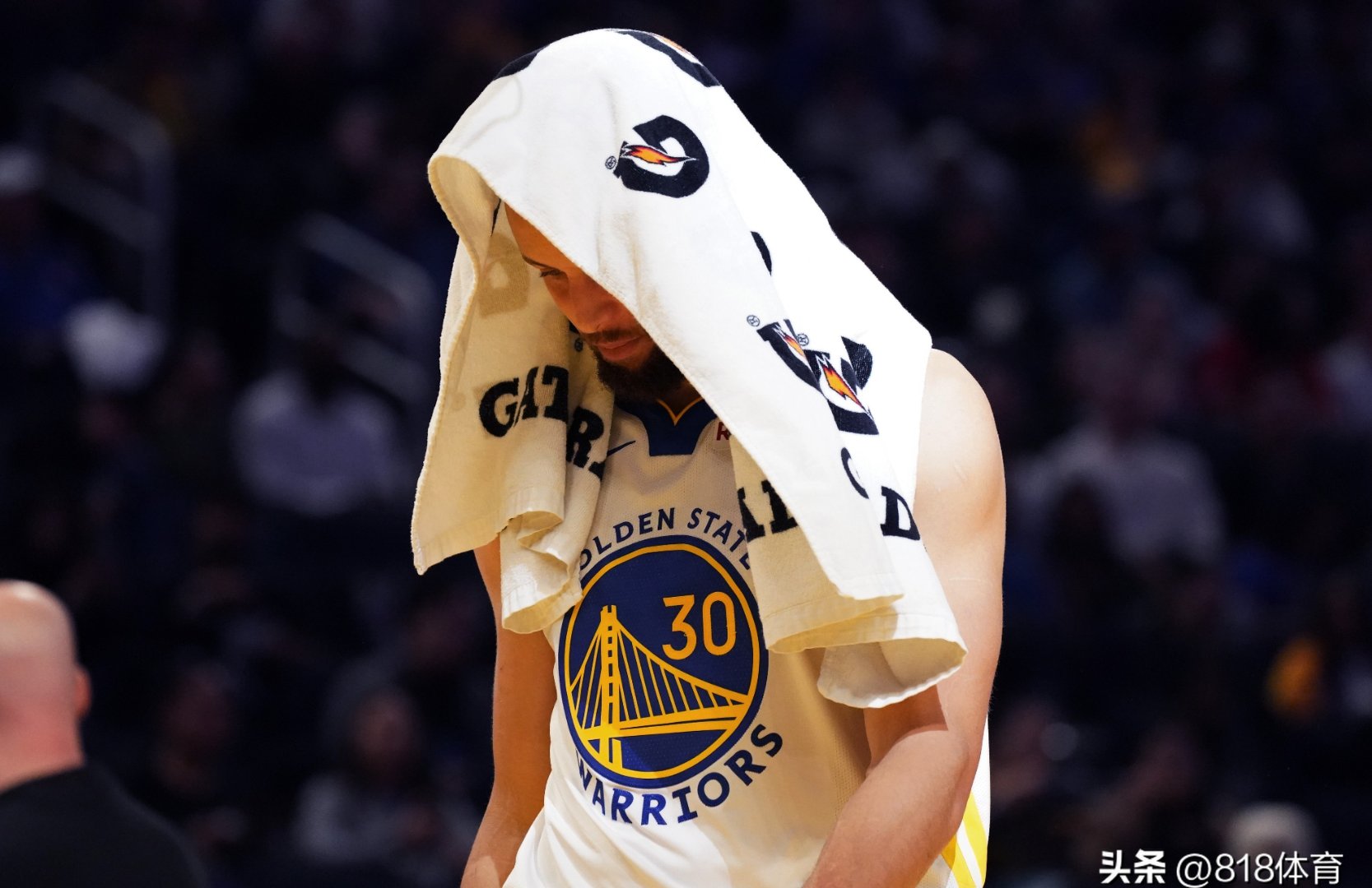 快船抢胜马刺，结束颓势