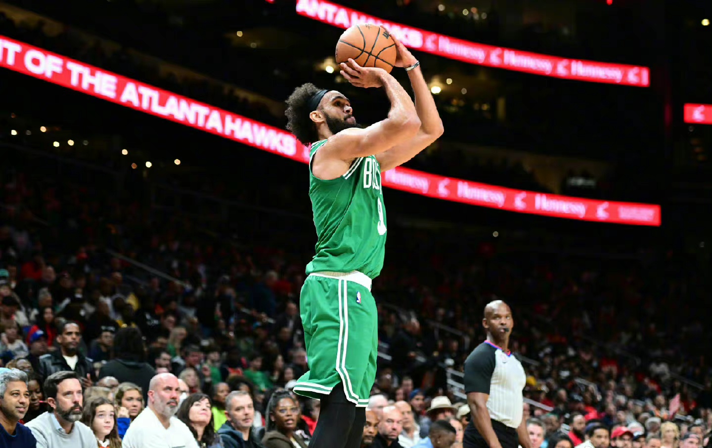 雄鹿再胜森林狼，豪取十二连胜创队史