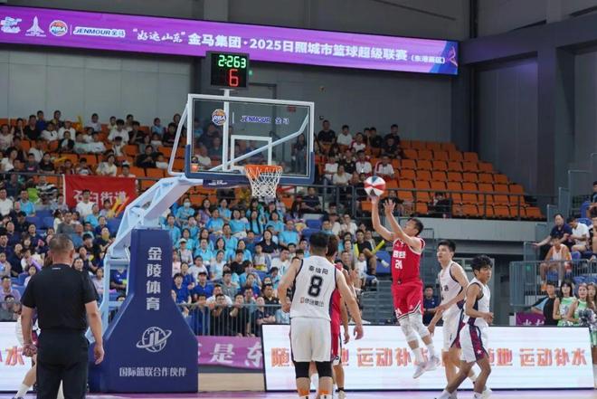 新赛季揭幕战,山东男篮险胜上海队 新赛季揭幕战,山东男篮险胜上海队