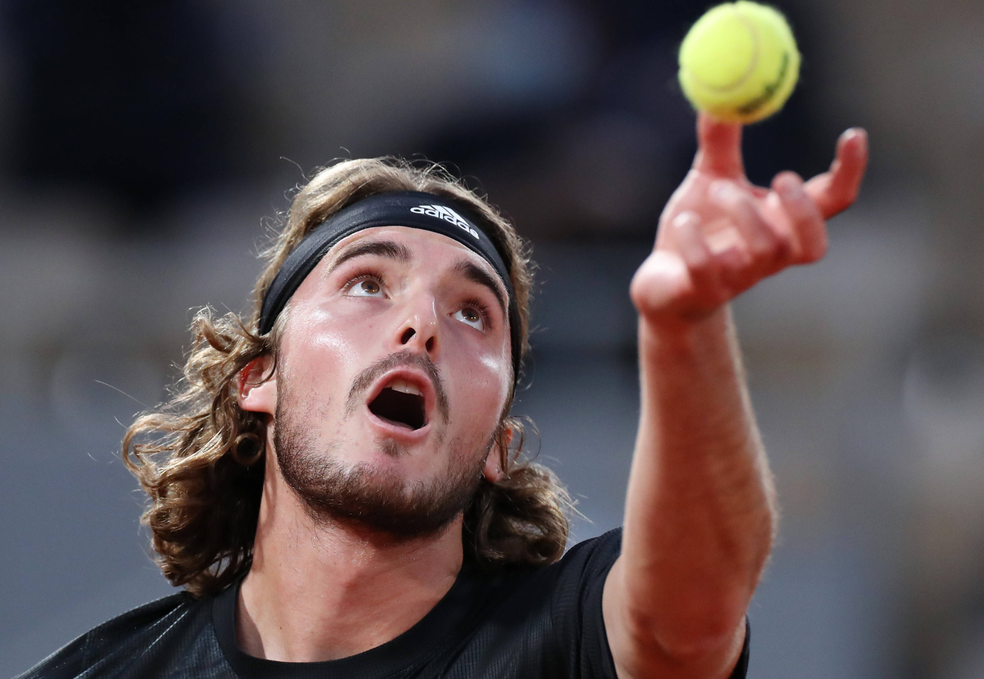 法国网球队险胜日本网球队,西西帕斯完成帽子戏法 法国网球队险胜日本网球队,西西帕斯完成帽子戏法