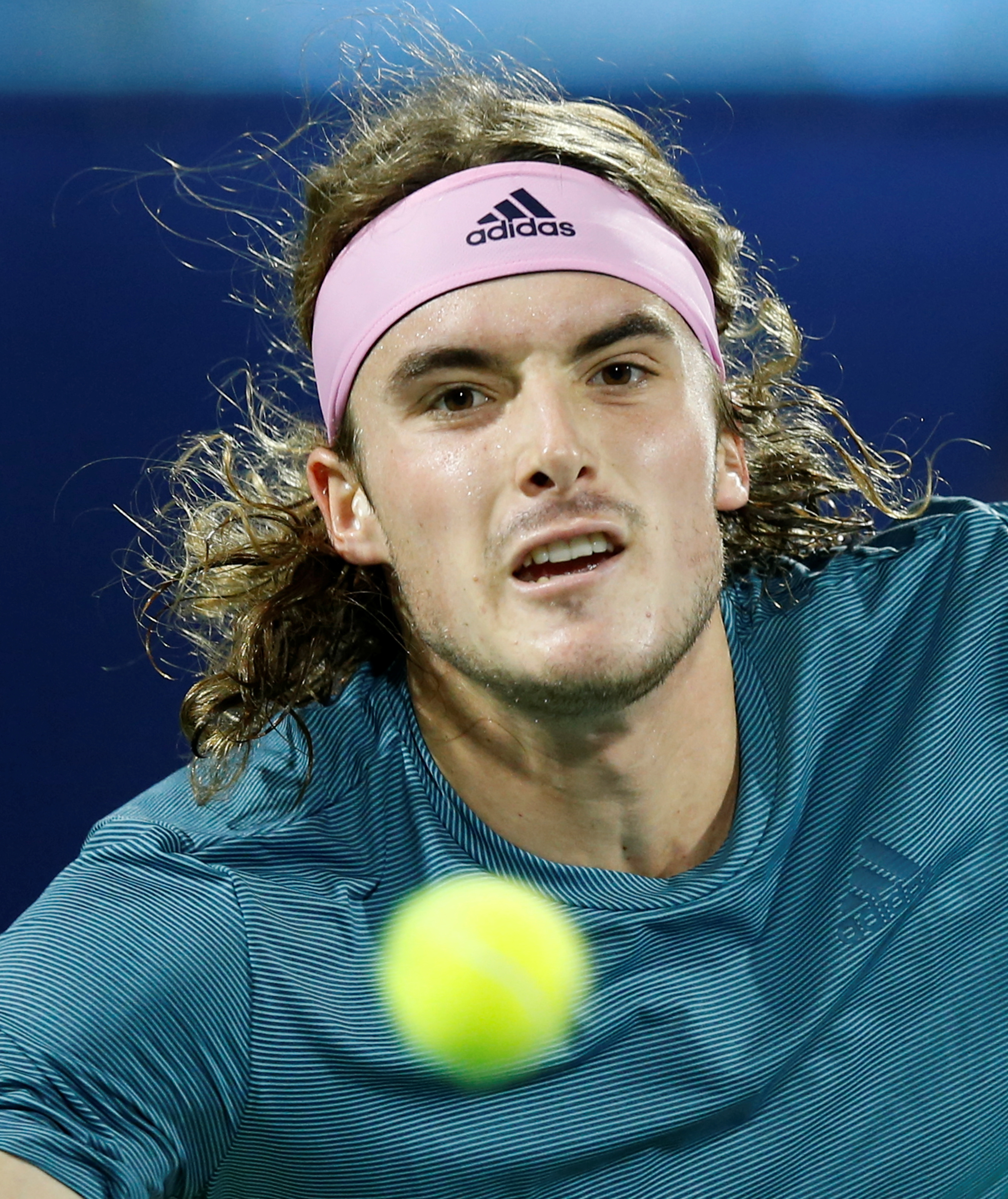 关于美国网球队绝杀日本网球队，西西帕斯打破历史纪录的信息