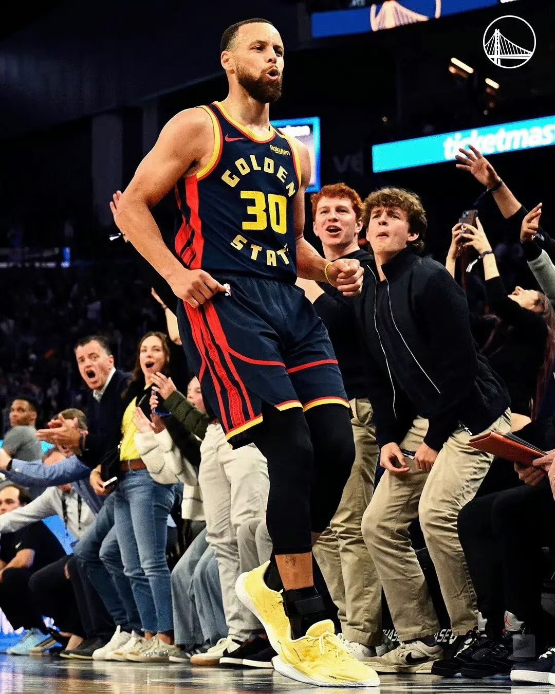 勇士队签下一位潜力新人,冲击季后赛! 勇士队签下一位潜力新人,冲击季后赛!